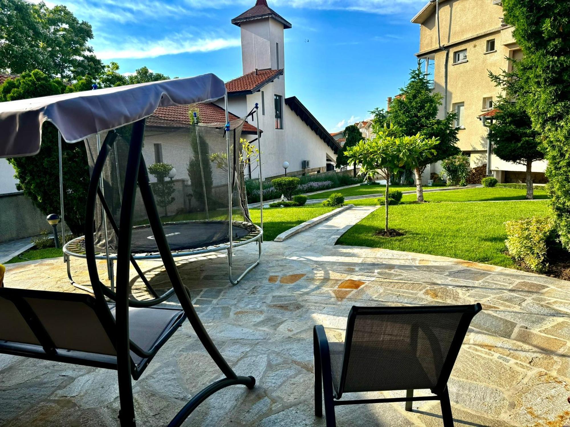 Guestrooms Stoyanovi TTchernomorets Extérieur photo