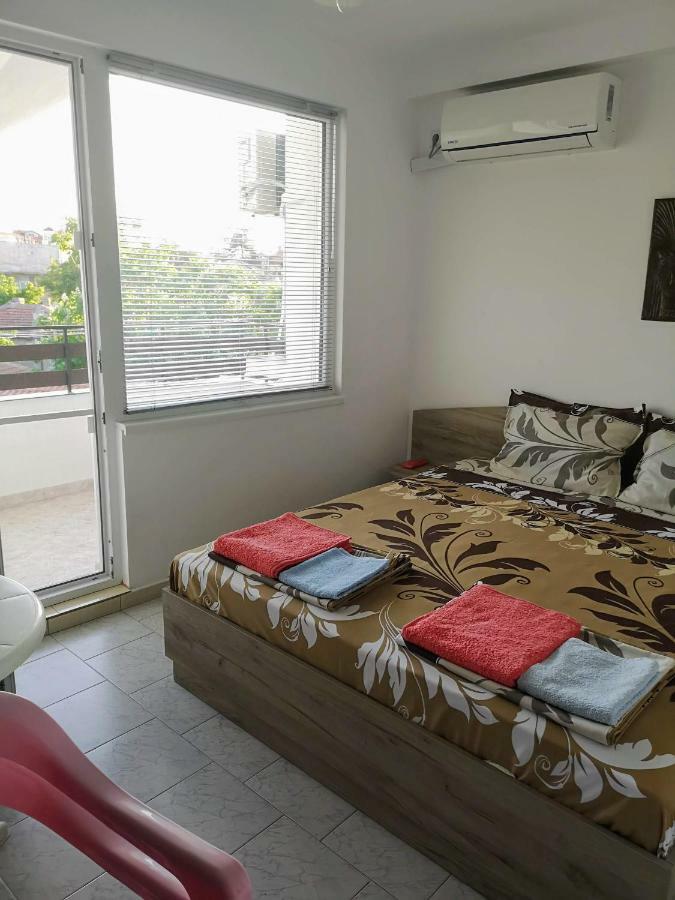 Guestrooms Stoyanovi TTchernomorets Extérieur photo