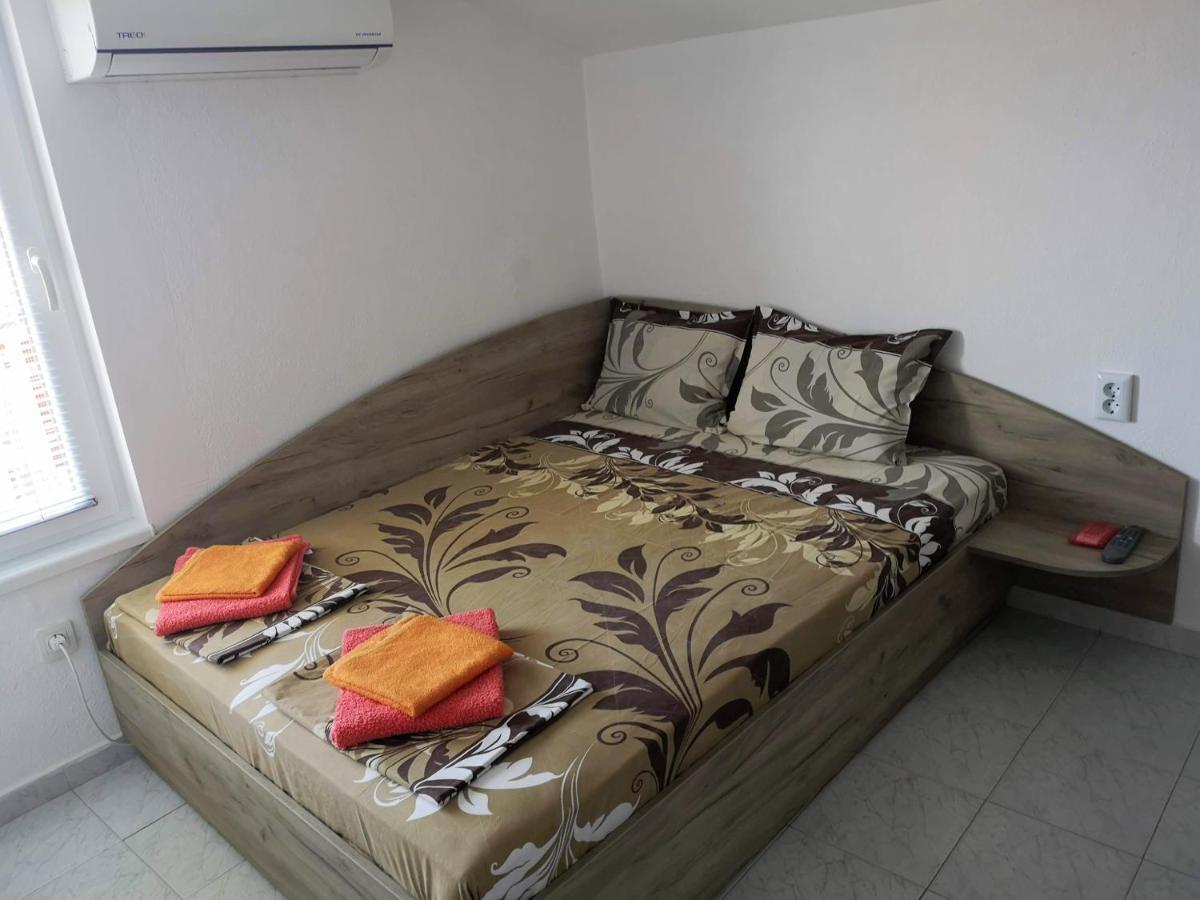 Guestrooms Stoyanovi TTchernomorets Extérieur photo