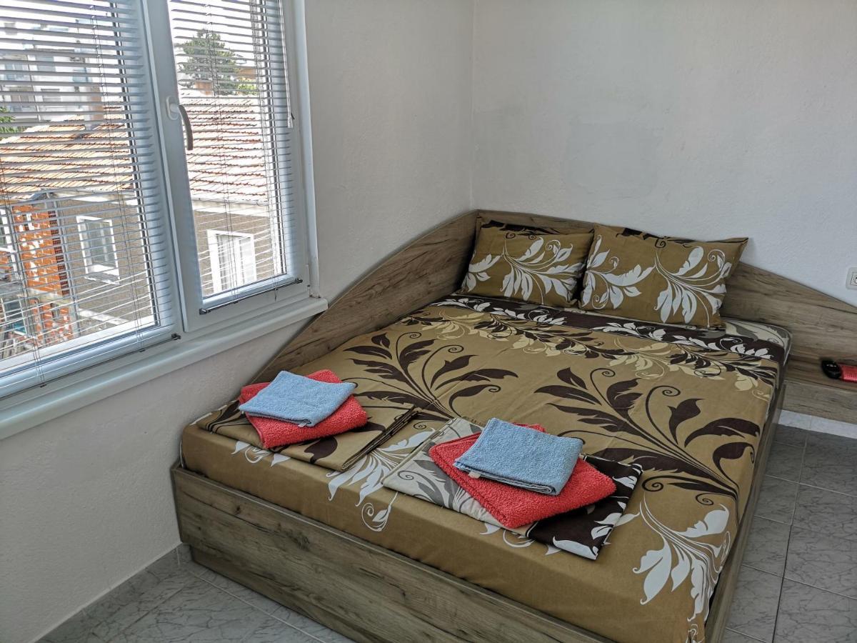Guestrooms Stoyanovi TTchernomorets Extérieur photo