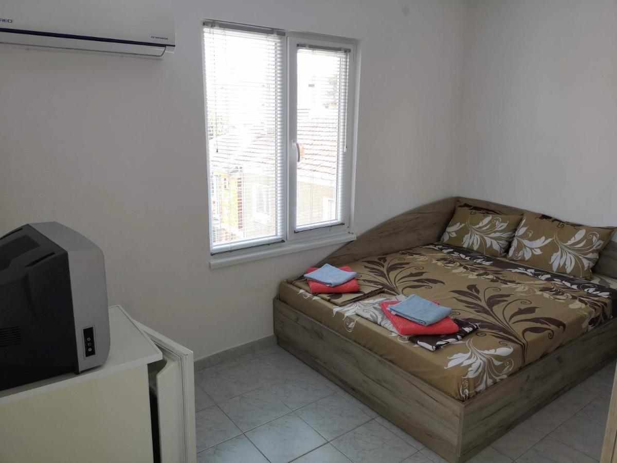 Guestrooms Stoyanovi TTchernomorets Extérieur photo