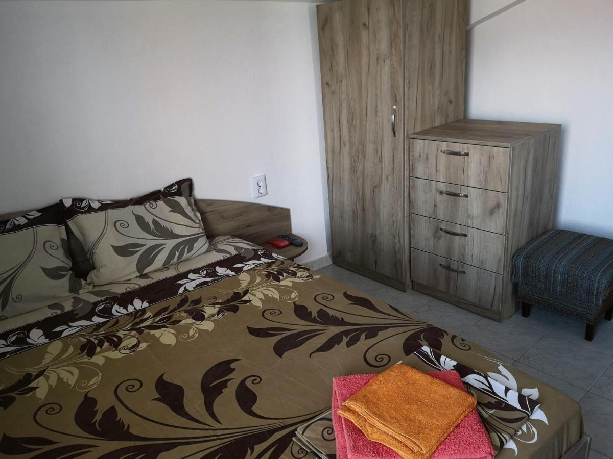 Guestrooms Stoyanovi TTchernomorets Extérieur photo